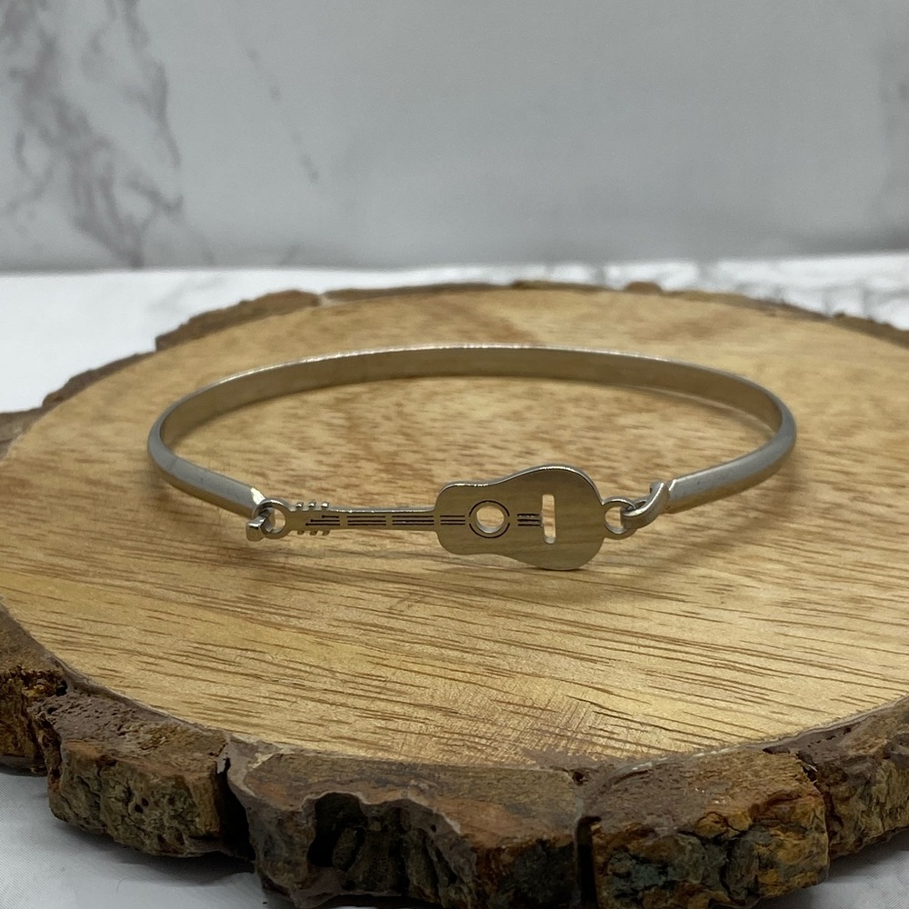 🎸 Guitar Bangle Bracelet 🎵